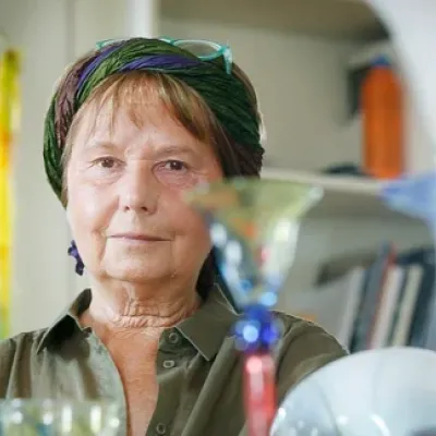 https://www.ekuriren.se/nyheter/eskilstuna/artikel/glaskonstnaren-asa-brandt-har-gatt-ur-tiden/lyxzxzzr